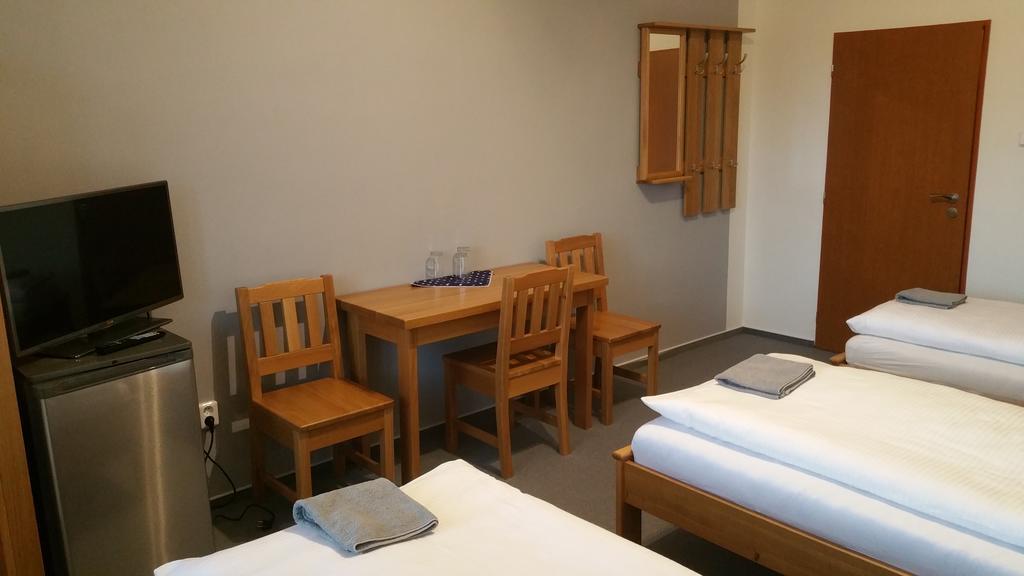Hotel Koruna Rožnov pod Radhoštěm Værelse billede