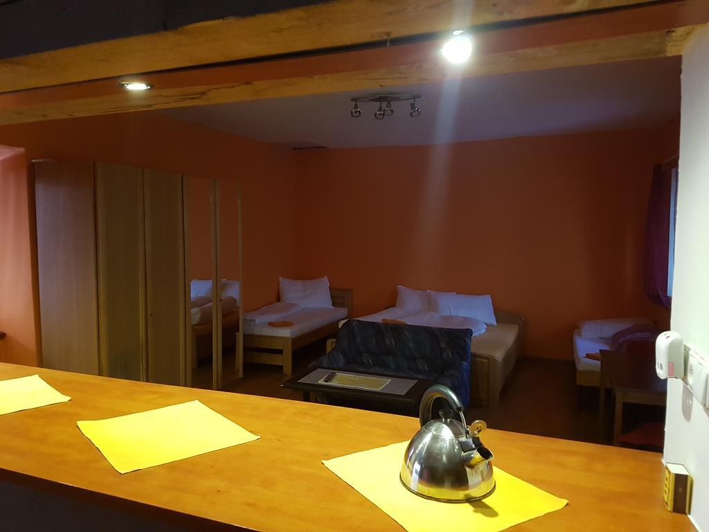 Hotel Koruna Rožnov pod Radhoštěm Eksteriør billede
